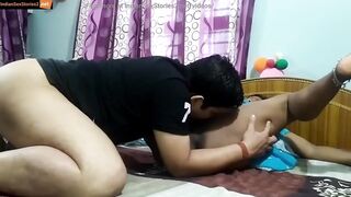 Desi housewife gets her big pussy eaten!